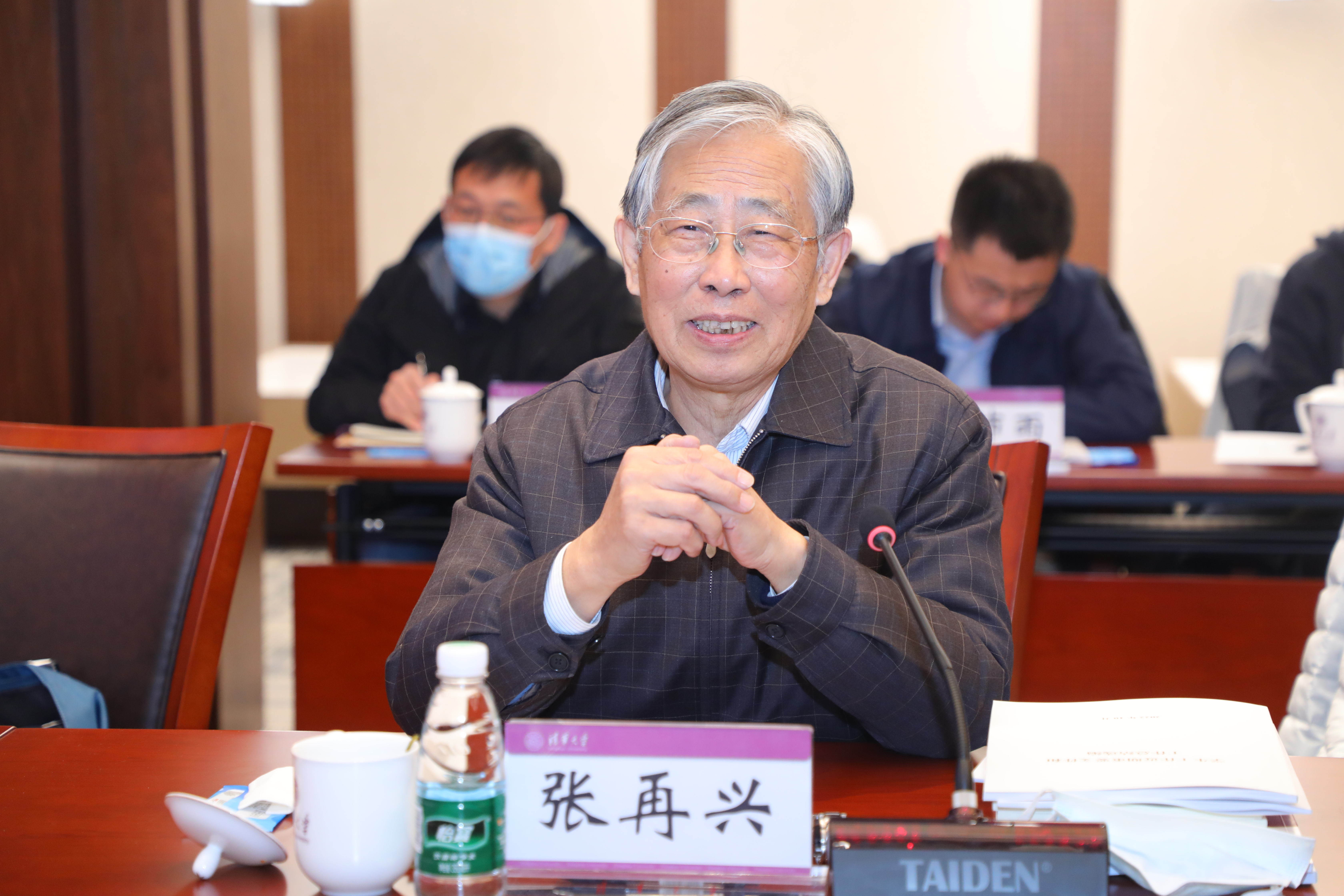 20221019-开云游戏平台召开落实学校第十五次党代会精神学生工作专题研讨会-郭宝顺-张再兴讲话.JPG