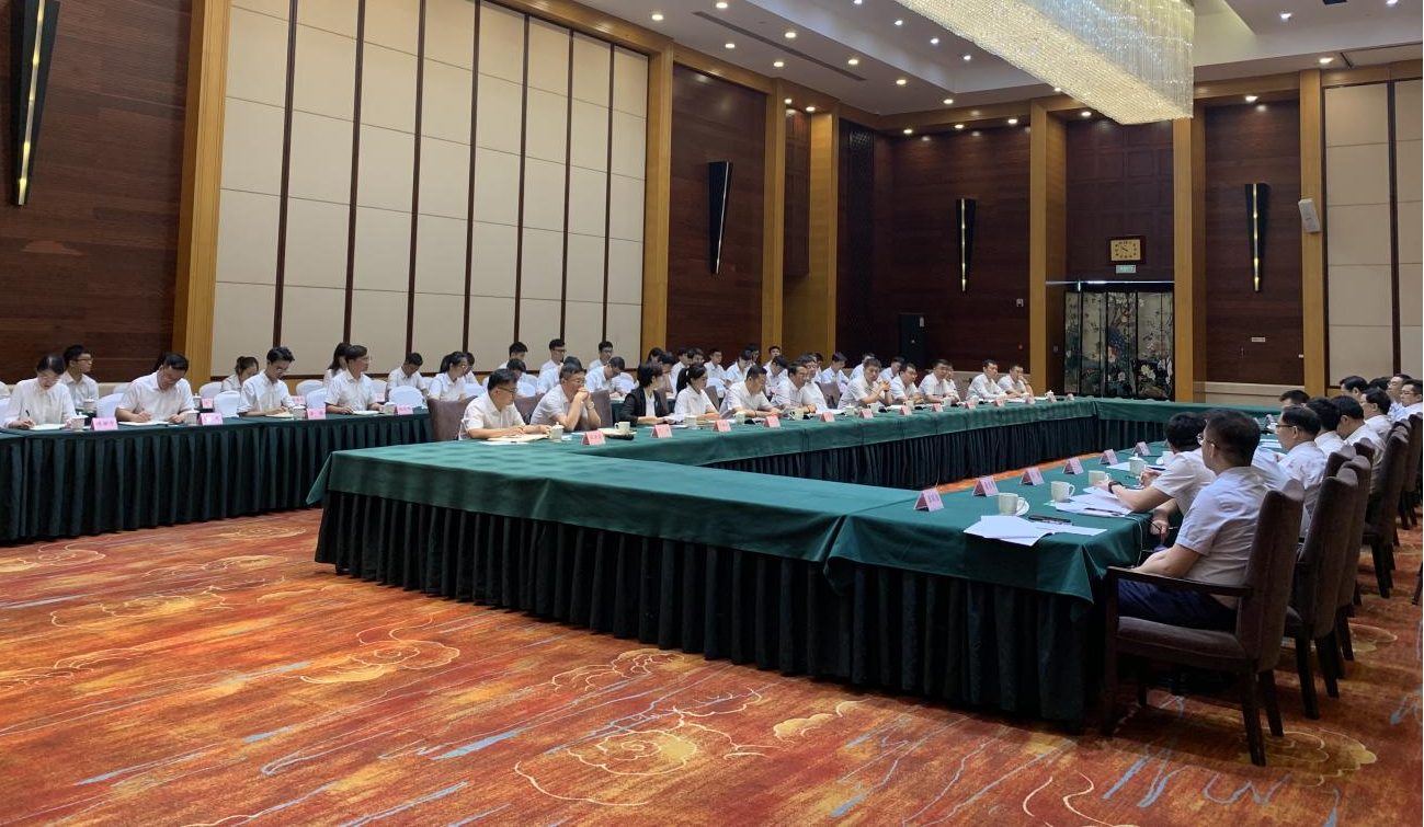 20230720-邱勇一行访问辽宁双方签署战略合作框架协议-职业发展中心-邱勇出席开云游戏平台在辽选调生及校友代表座谈会.png