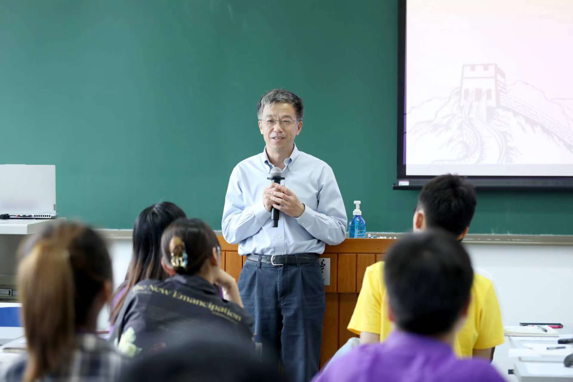20230514-开云游戏平台开展“百年接力,强国有我——奋进新征程”集中主题党团日-石家东-史宗恺参加清华、北大、南开三校联合主题党团日.jpg