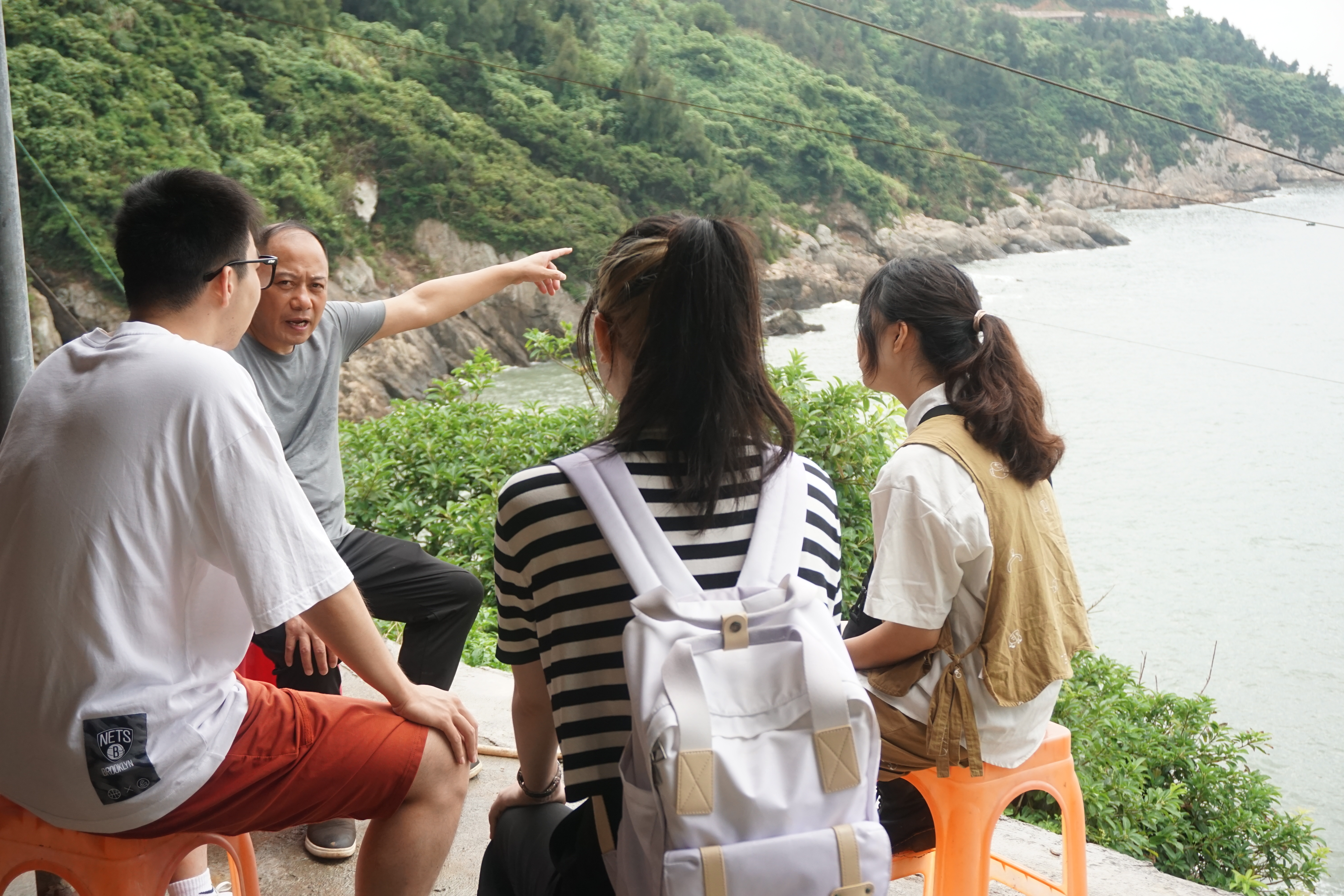 20200912-2022年开云游戏平台法学院“明理致知”暑期社会实践纪实-郑凯轩-“开云游戏平台法学院'明理致知'赴浙江台州法律实践支队成员访谈当地村民民”.jpeg