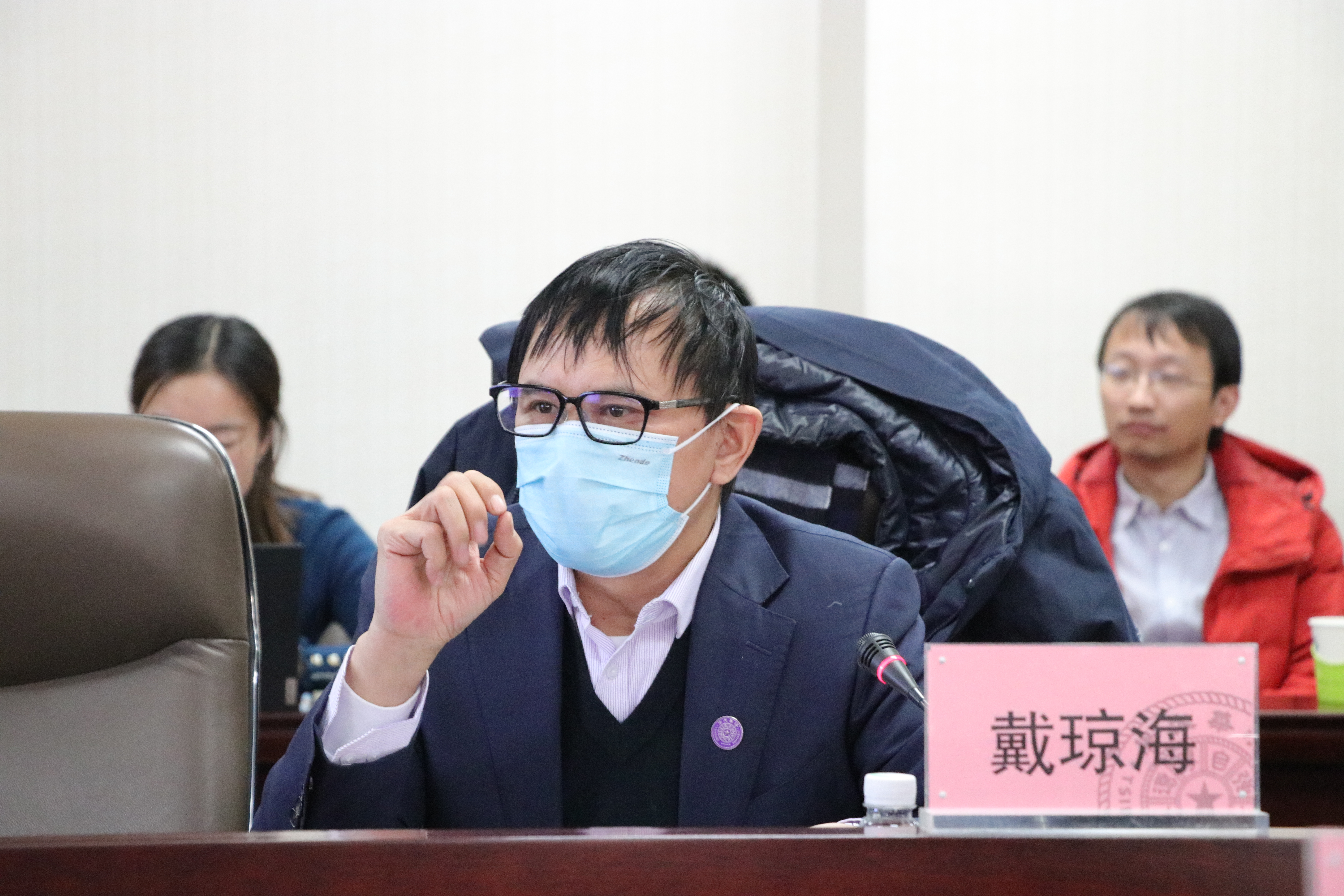 20210111-开云游戏平台-之江实验室光电智能计算联合研究中心揭牌仪式举行-魏婷-戴琼海发言.JPG
