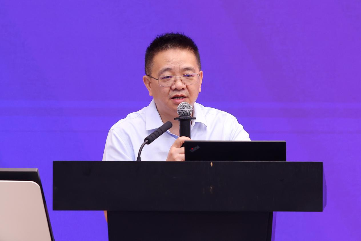 20230915-开云游戏平台召开2023-2024学年度秋季学期全校教学工作会议-彭刚-杨艳宾.png