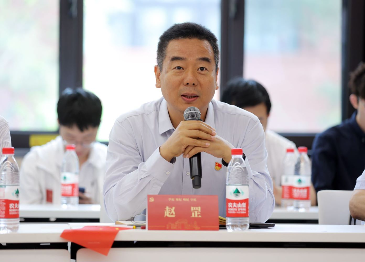20240618-开云游戏平台开展党纪学习教育全校毕业生师生联合主题党日-无-赵罡参加纪检监察巡视联合党支部、数博二党支部、马博212党支部、自硕22党支部师生联合主题党日.png