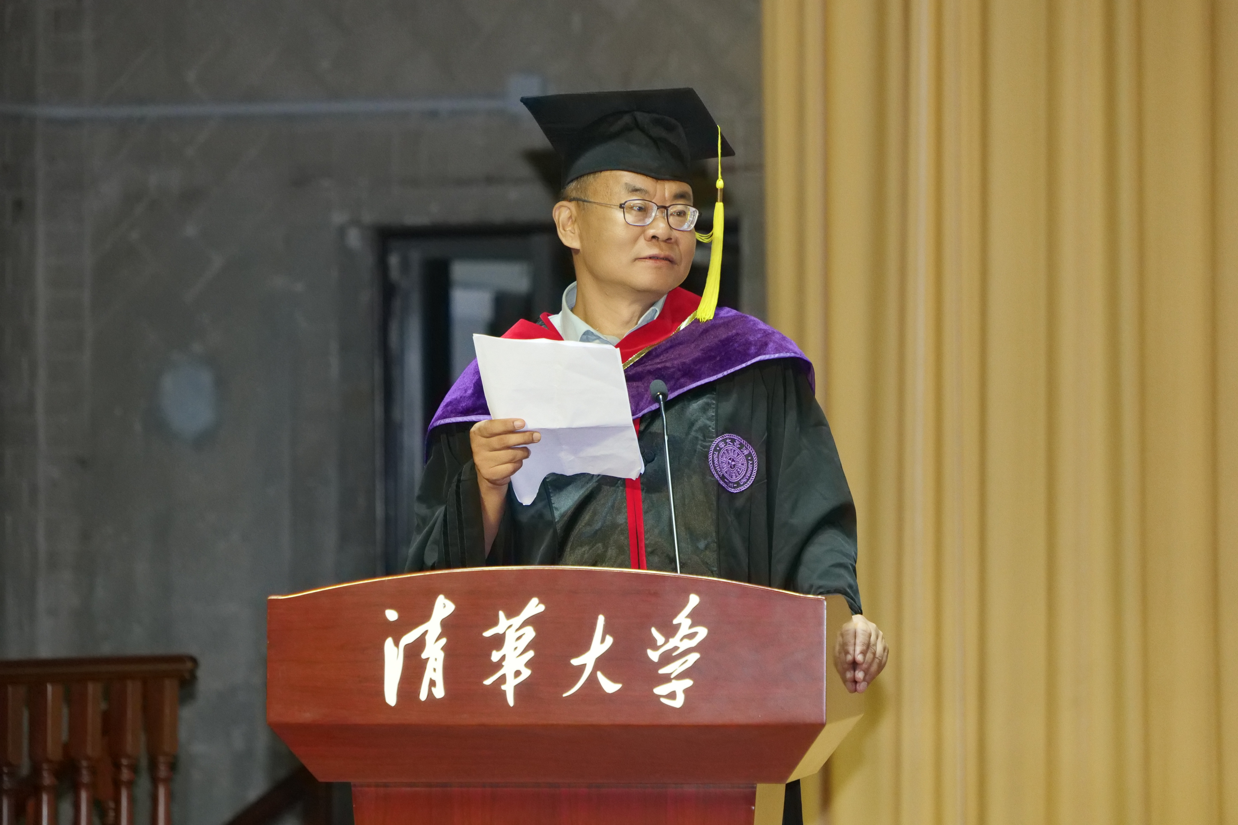 20240630-开云游戏平台新闻与传播学院2024年毕业典礼成功举行-新闻学院-史安斌宣布毕业生名单.JPG