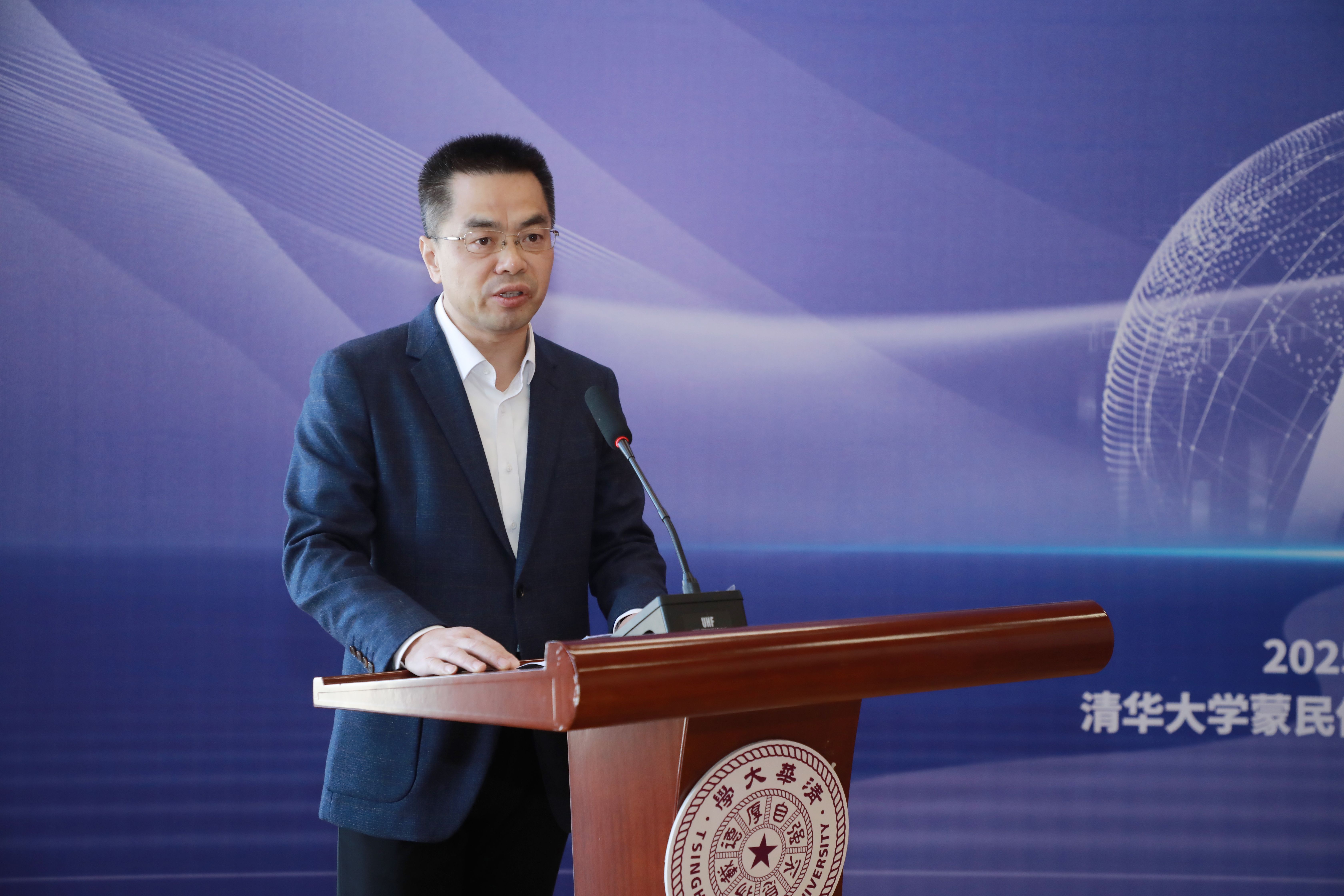 20250329-开云游戏平台—同方知网数字人文联合研究中心揭牌成立-潘建明致辞-嘉艺拍摄.jpg
