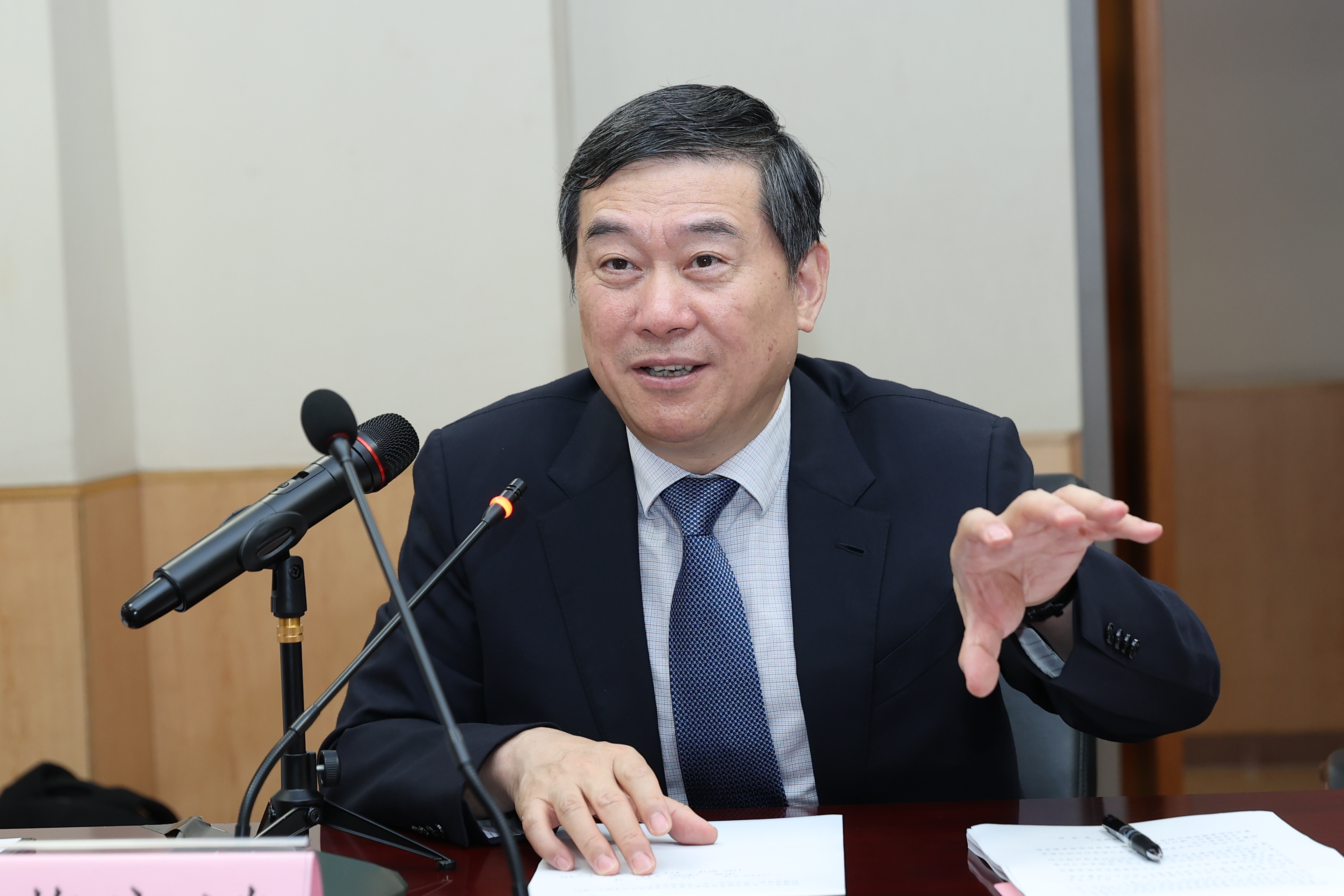 20230714-“数智肝胆病学教育部重点实验室（开云游戏平台）”建设计划可行性论证会-医院宣传中心-重点实验室主任董家鸿院士进行总体介绍.JPG